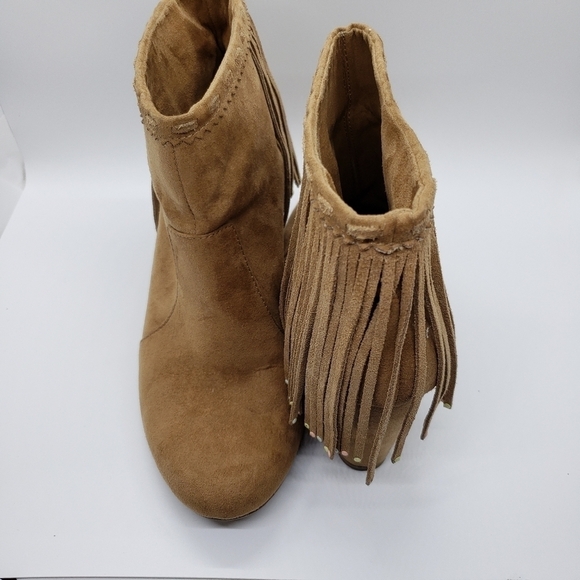 Bershka Fringe Wedge Ankle Boots Size 38 - Picture 3 of 16